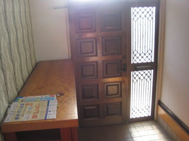 4LDK Detached House for Sale in Ayase, Kanagawa with 3-Sided Light - Thumbnail 3