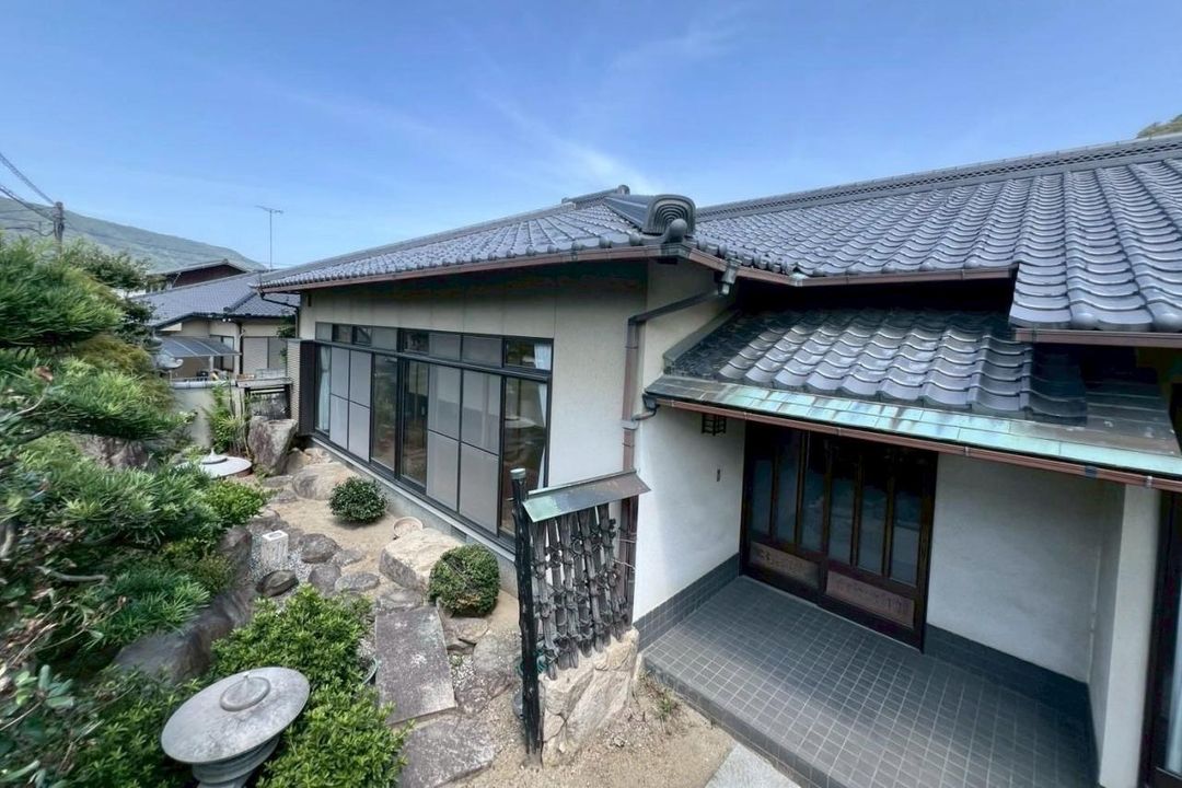 4DK House for Sale in Mure-cho, Takamatsu, Kagawa - 123.97 sqm - Thumbnail 2