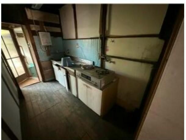 1955 6K Wooden House for Sale in Nagoya with 12.23% Yield - Thumbnail 2