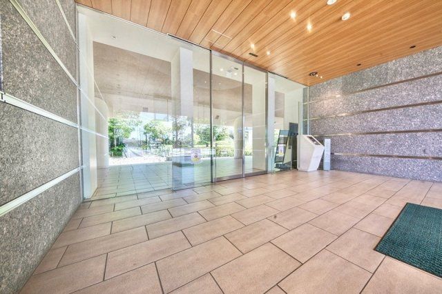 Renovated 3LDK Apartment for Sale in Ichikawa, Chiba - Thumbnail 3