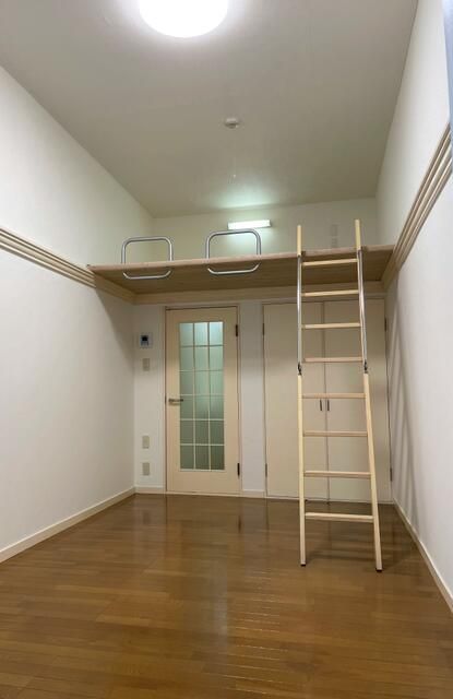 1K Apartment for Rent in Kadoma, Osaka - 38,000 Yen - Thumbnail 2