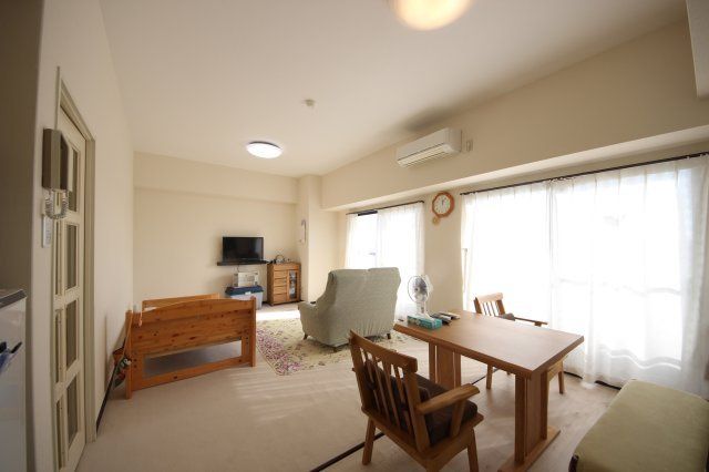 1LDK Apartment for Sale in Otsu, Shiga with Lake Biwa Access - Thumbnail 4