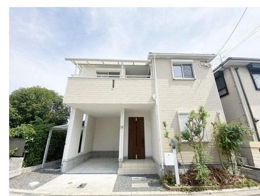 2016-Built 4LDK Detached House for Sale in Neyagawa, Osaka - Thumbnail 2