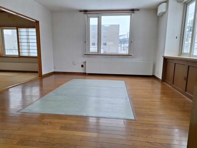 6LDK Two-Generation House for Sale in Otaru, Hokkaido - Thumbnail 3