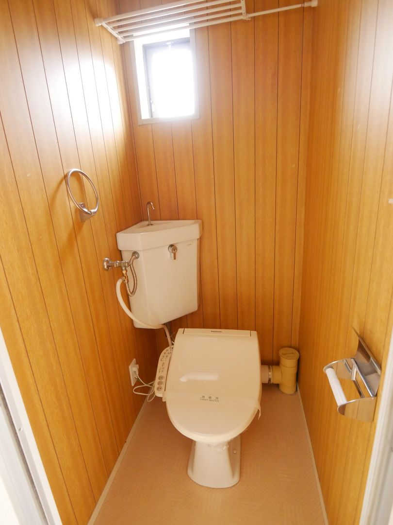 1K Apartment for Rent in Yamaguchi City, Yamaguchi - Thumbnail 4