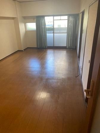 3LDK Apartment for Sale in Senrioka, Suita, Osaka - Thumbnail 3