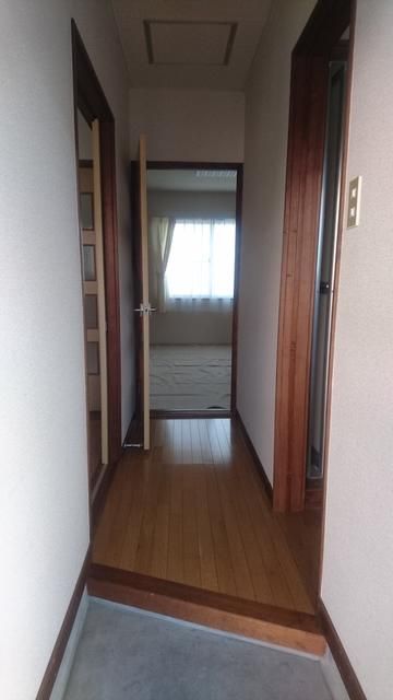 1K Apartment for Rent in Takizawa, Iwate - Near Takizawa Station - Thumbnail 4
