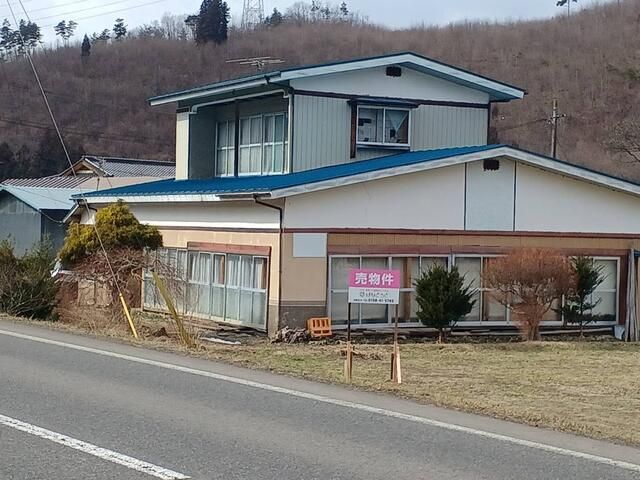 Spacious 9K Wooden House on Large 677sqm Plot in Hanamaki, Iwate - Thumbnail 2