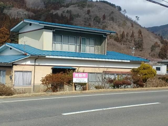 Spacious 9K Wooden House on Large 677sqm Plot in Hanamaki, Iwate - Thumbnail 3