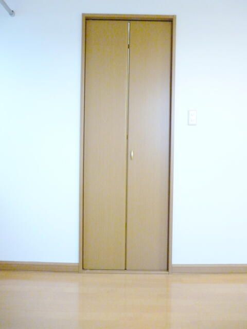 Sapporo Studio Apartment with Free WiFi, Pet Friendly, Near Dome - Thumbnail 2