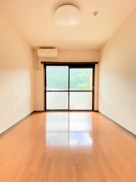 3DK Apartment with Mountain Views in Yamagata City - Thumbnail 3