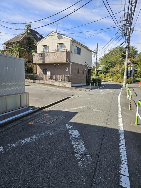 Residential Land for Sale in Setagaya, Tokyo - 283.57 sqm - Thumbnail 2
