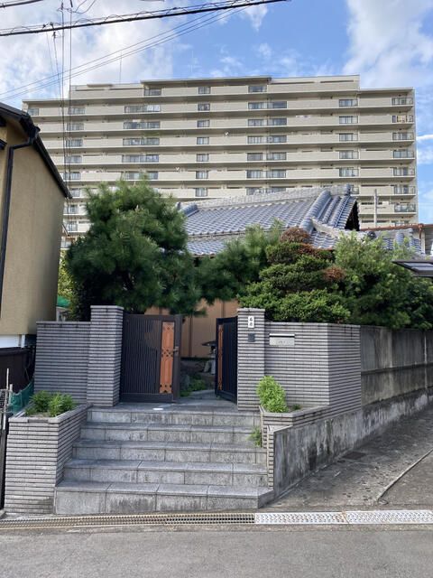 5SLDK House with Office & Warehouse for Sale in Kaizuka, Osaka - Thumbnail 2