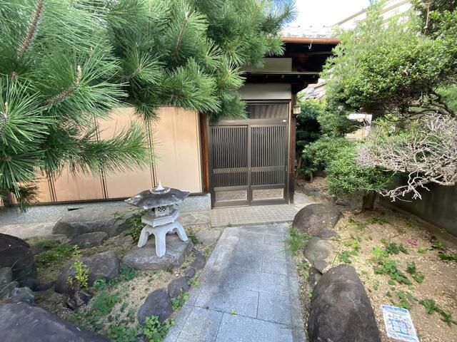 5SLDK House with Office & Warehouse for Sale in Kaizuka, Osaka - Thumbnail 3