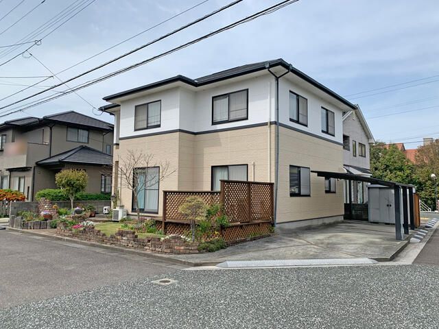 6LDK Detached House for Sale in Matsuyama, Ehime - Thumbnail 2