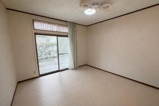6DK Detached House on 88.85 Tsubo Lot in Kamisu, Ibaraki - Thumbnail 2