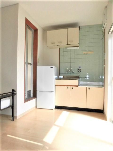Student 1K Apartment for Rent Near Ritsumeikan University, Kyoto - Thumbnail 4