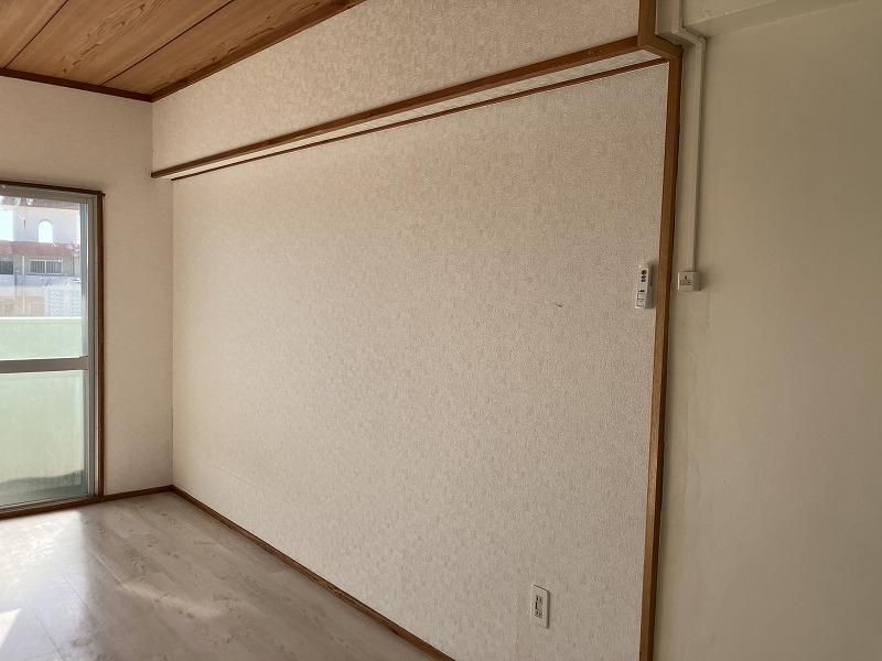 1LDK Apartment for Rent in Ginowan, Okinawa - Top Floor, Sunny - Thumbnail 4