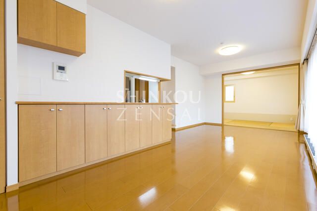 4LDK Corner Apartment in Hirosaki with Balcony & Hot Spring - Thumbnail 3