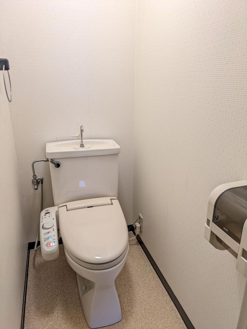 3DK Apartment for Sale in Central Akita City, Akita Prefecture - Thumbnail 3