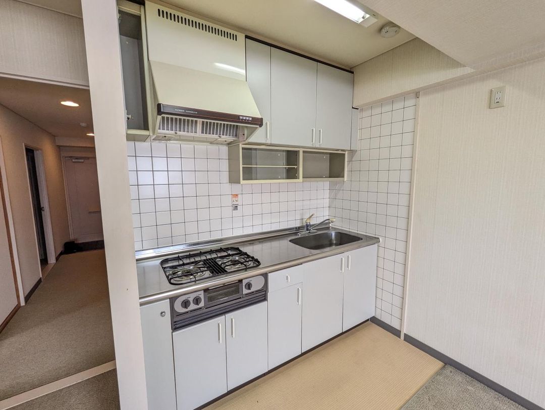 3DK Apartment for Sale in Central Akita City, Akita Prefecture - Thumbnail 4