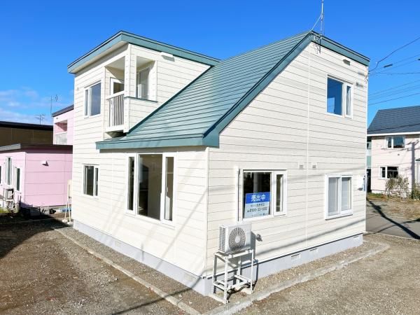 Renovated 4LDK House for Sale in Minamihoro, Hokkaido - Thumbnail 2