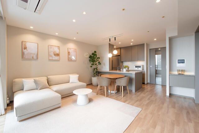 Renovated 1SLDK Condo in Ariake, Tokyo - 67.23 sqm - Thumbnail 4