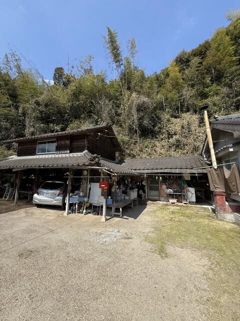 Spacious 5DK House on 2,127 sqm Land in Kirishima, Kagoshima - Thumbnail 3