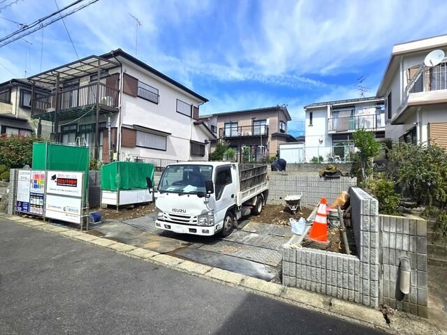 New 4LDK House in Atsugi, Kanagawa with South-Facing Rooms - Thumbnail 2