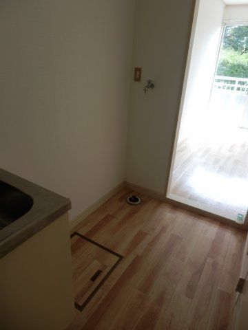 1K Apartment for Rent in Quiet Hikone, Shiga | 31,000 Yen - Thumbnail 2