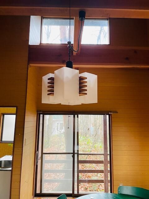 Renovated 1LDK Mountain Cabin for Sale Near Lake Nojiri, Nagano - Thumbnail 3