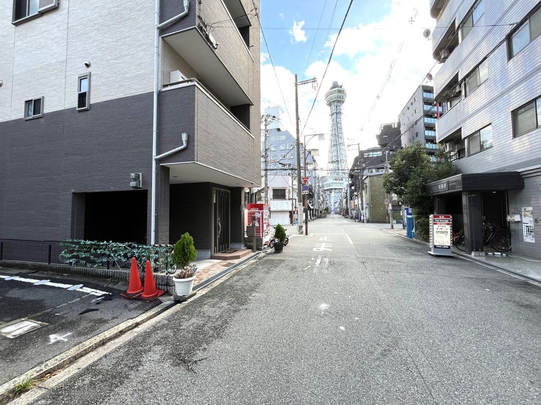 Renovated 4LDK House Near Tsutenkaku Tower, Osaka - Thumbnail 3