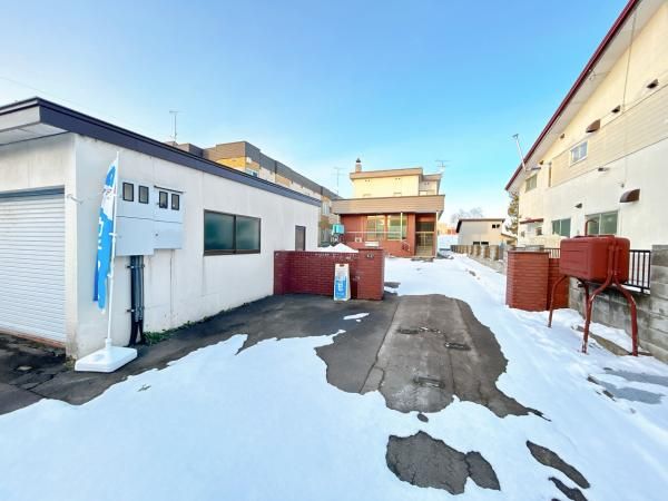 4LDK House for Sale in Asahikawa, Hokkaido with Full Renovation - Thumbnail 2