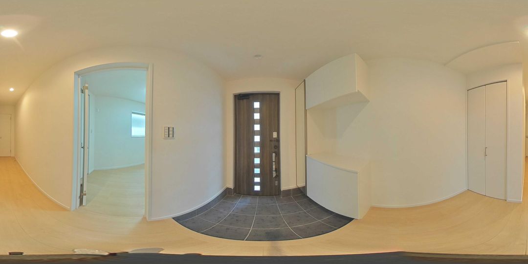 New 2025 3-Story House with Garage in Hirakata, Osaka - Thumbnail 3