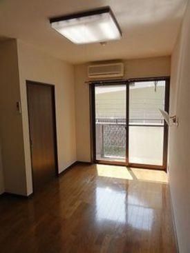 Affordable 1R Apartment for Rent in Maizuru, Kyoto - Thumbnail 3