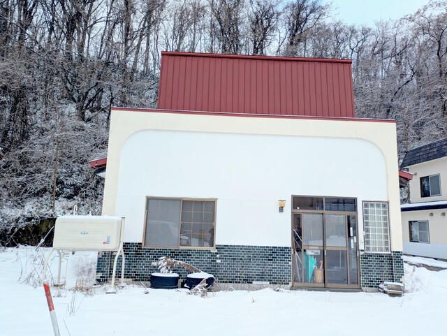 6LDK Former Dormitory for Sale in Yoichi, Hokkaido - Thumbnail 3