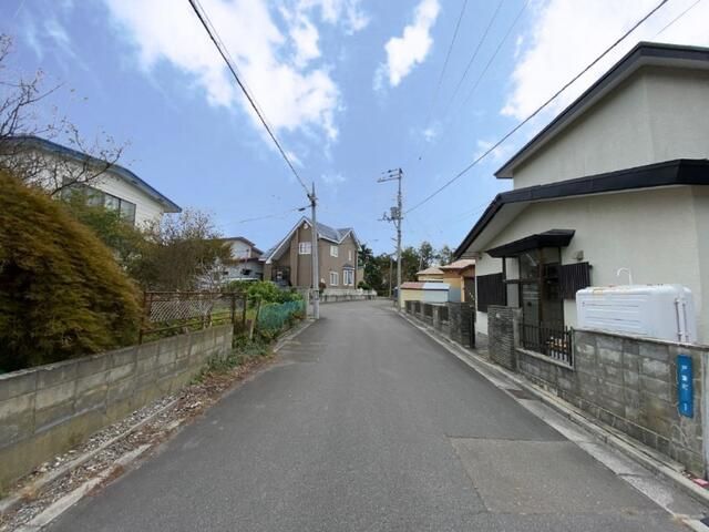 4LDK House on 80-Ping Lot in Hakodate's Todoramachi - Thumbnail 2