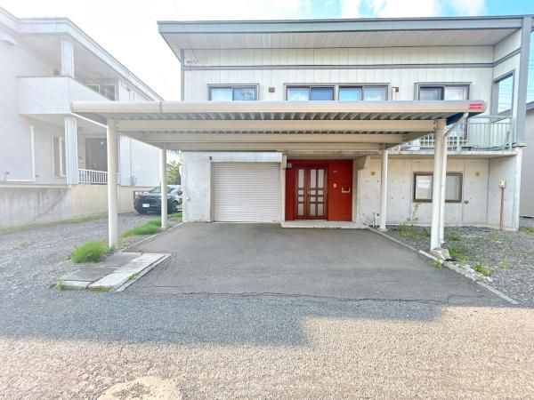 Renovated 3LDK House with 4 Car Parking in Obihiro, Hokkaido - Thumbnail 3