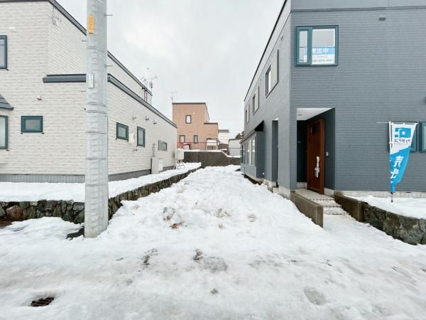 Renovated 4LDK House in Sapporo's Fujino | 17.99M Yen - Thumbnail 3
