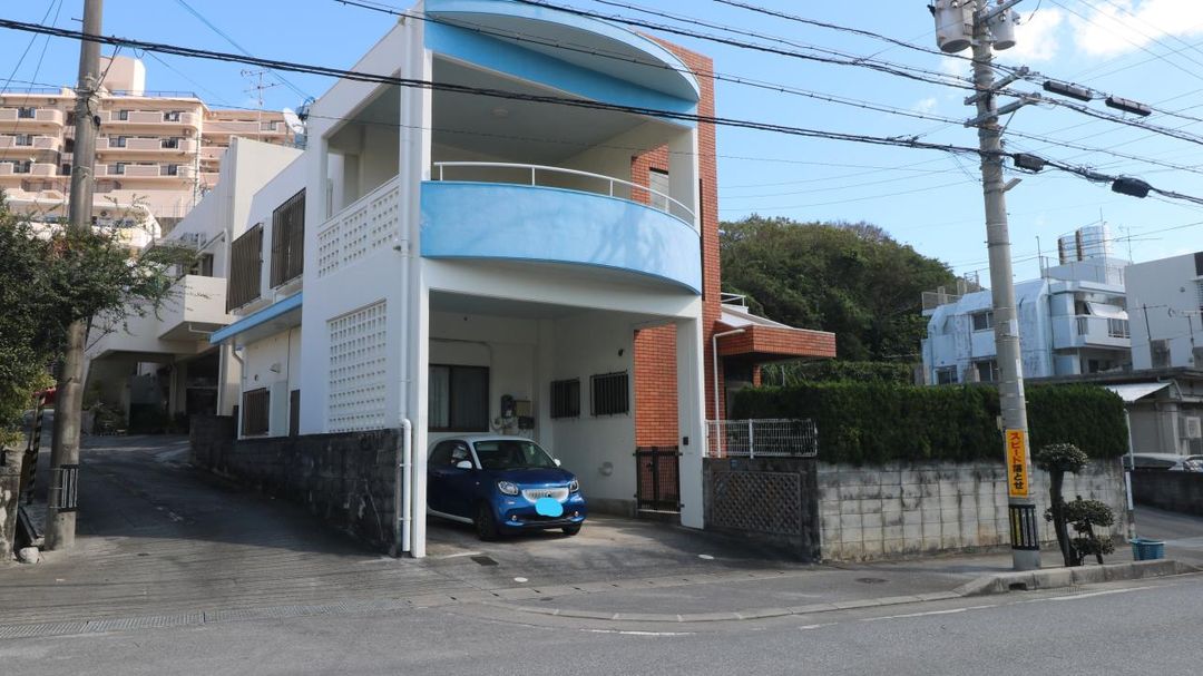 4LDK Used House for Sale in Urasoe City, Okinawa - Thumbnail 2