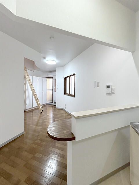 1R Apartment for Rent in Hakodate, Hokkaido - Thumbnail 4