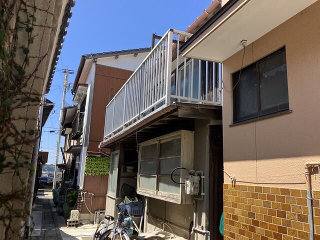 Historic Meiji-era Fisherman's Townhouse in Yobuko, Karatsu - Thumbnail 2