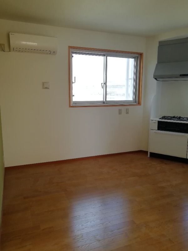 4LDK Detached House for Sale in Kadena, Okinawa - Thumbnail 3