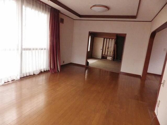 4LDK Detached House for Sale in Sapporo's Kita Ward - Thumbnail 4