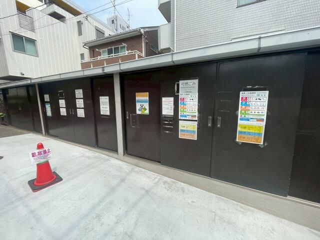 Renovated 1LDK Apartment with Private Garden in Nerima, Tokyo - Thumbnail 2