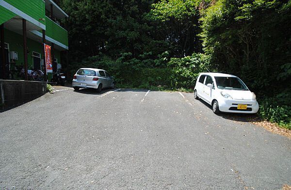 Affordable 1R Apartment for Rent in Kurume, Fukuoka - 99,000 Yen - Thumbnail 4