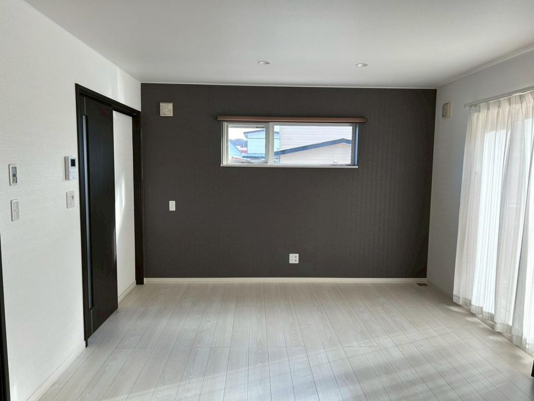 2022-Built 4LDK House in Shinhidaka, Hokkaido for Sale - Thumbnail 4