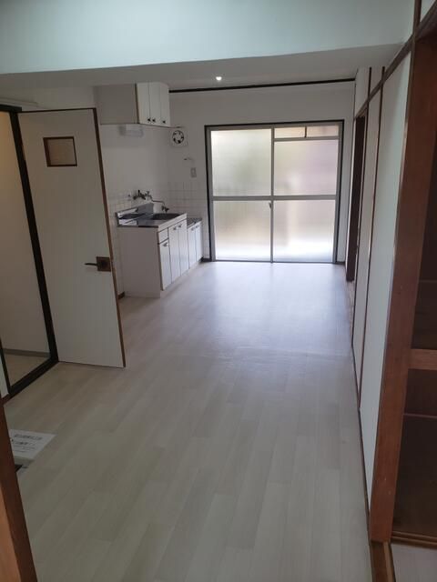 Spacious 3DK Apartment for Rent in Takatsuki, Osaka - Thumbnail 4