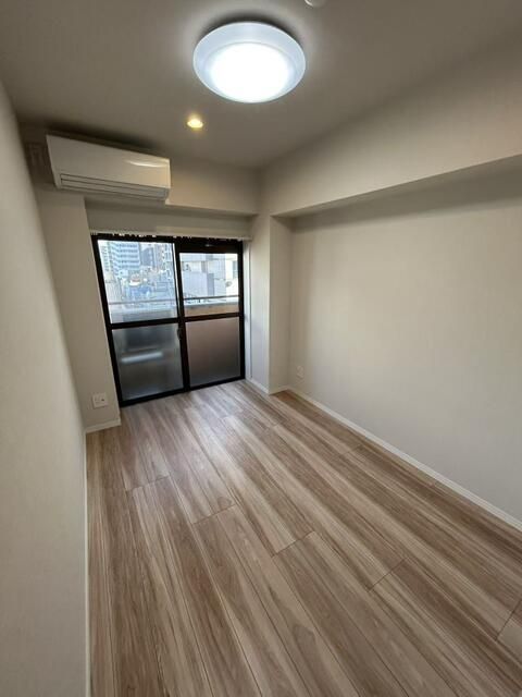 Renovated 2LDK Apartment for Sale in Taito, Tokyo - Thumbnail 4