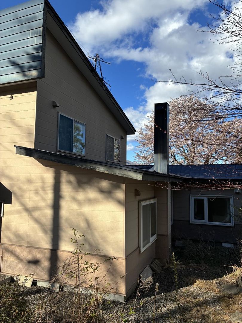 Resale 5DK House for Sale in Noboribetsu, Hokkaido - Thumbnail 2